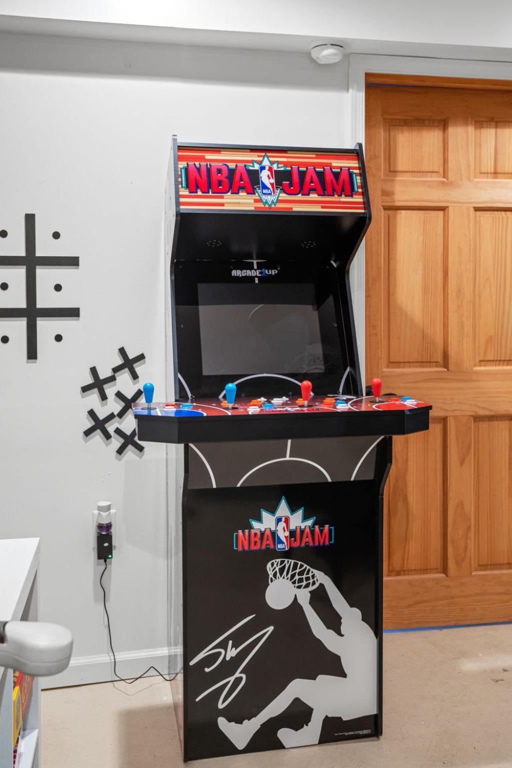 Pocono Retreat Hot Tub Movieroom Gameroom Etc *