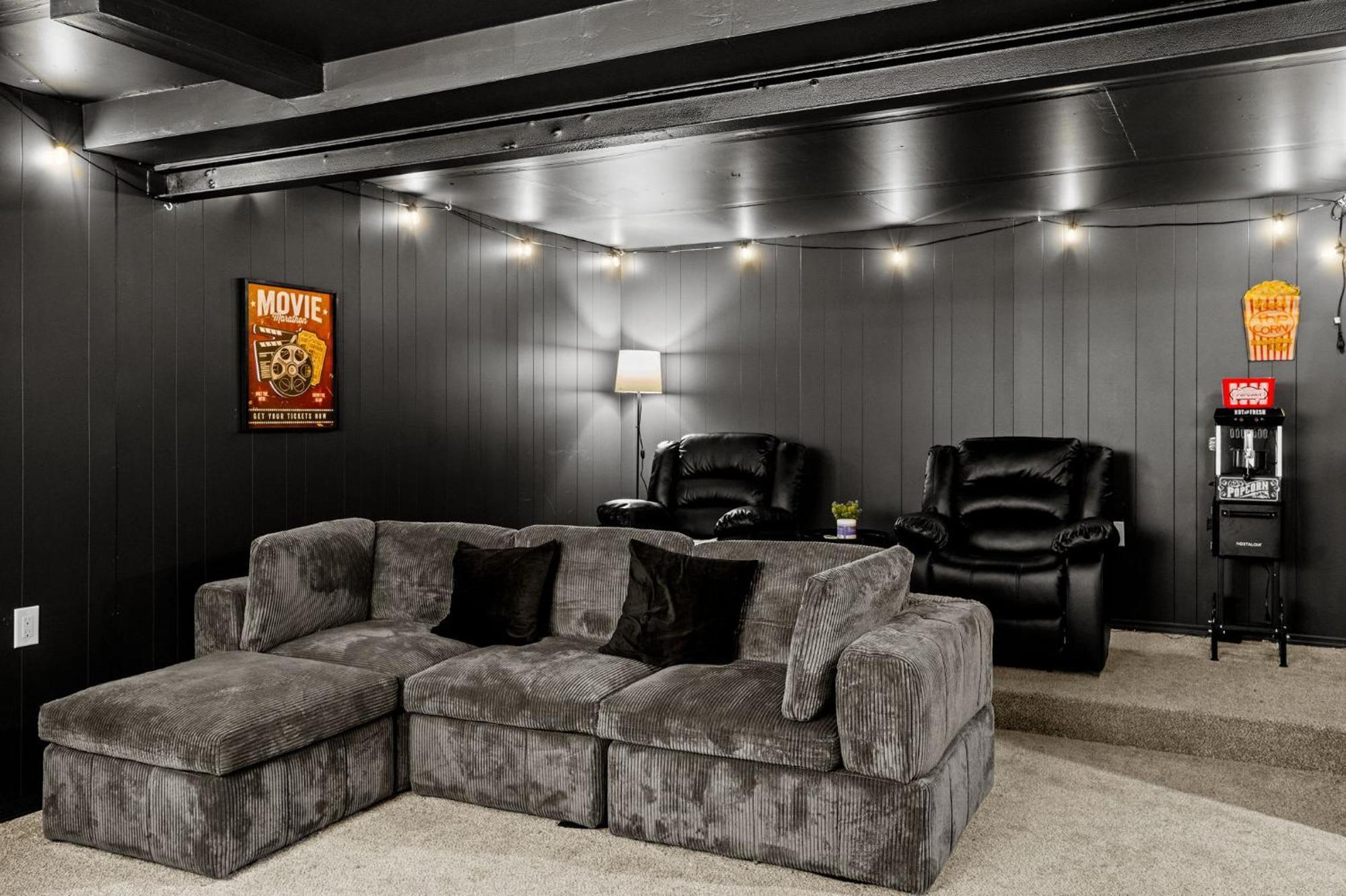 Pocono Retreat Hot Tub Movieroom Gameroom Etc