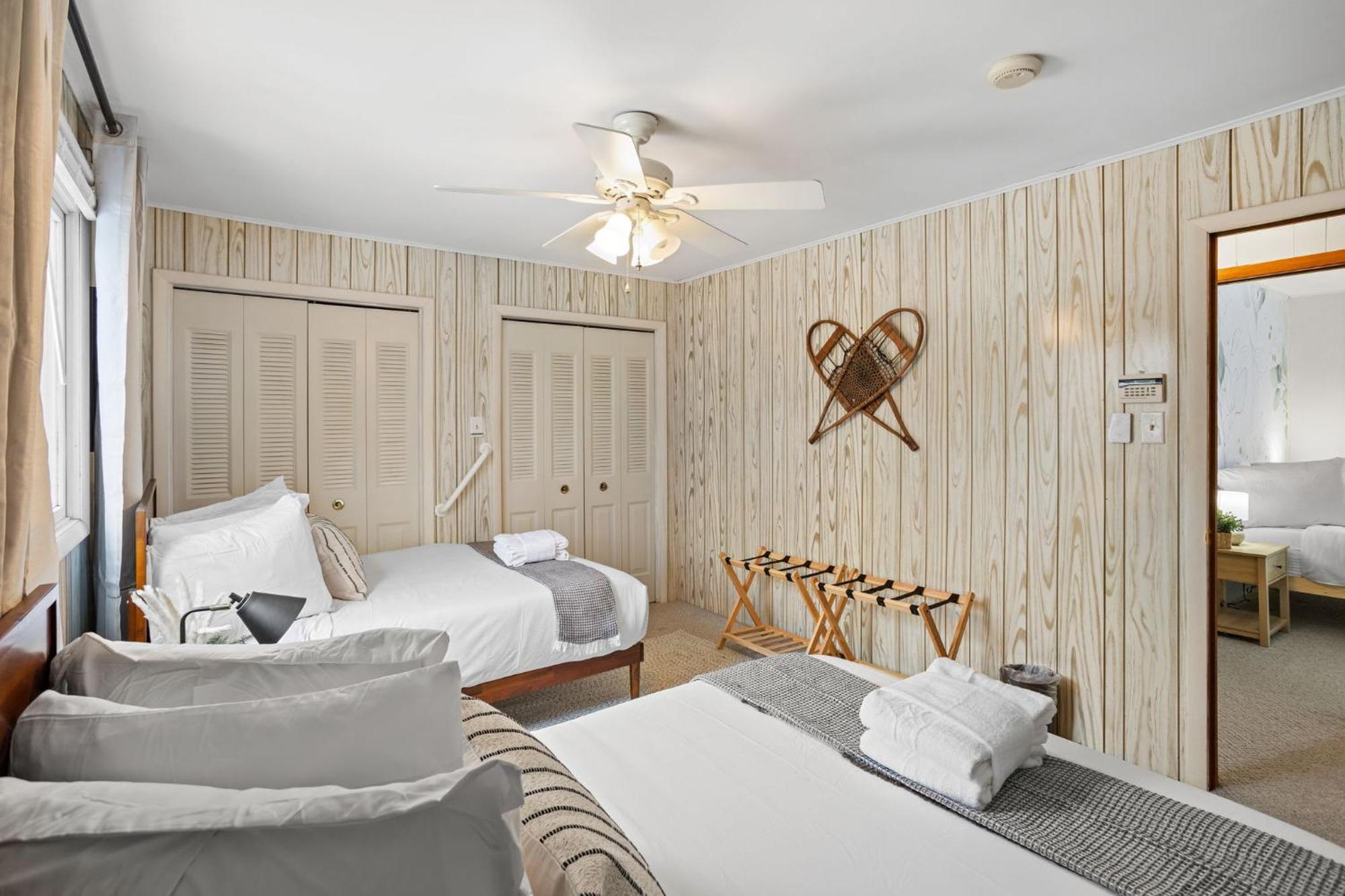 Pocono Retreat Hot Tub Movieroom Gameroom Etc